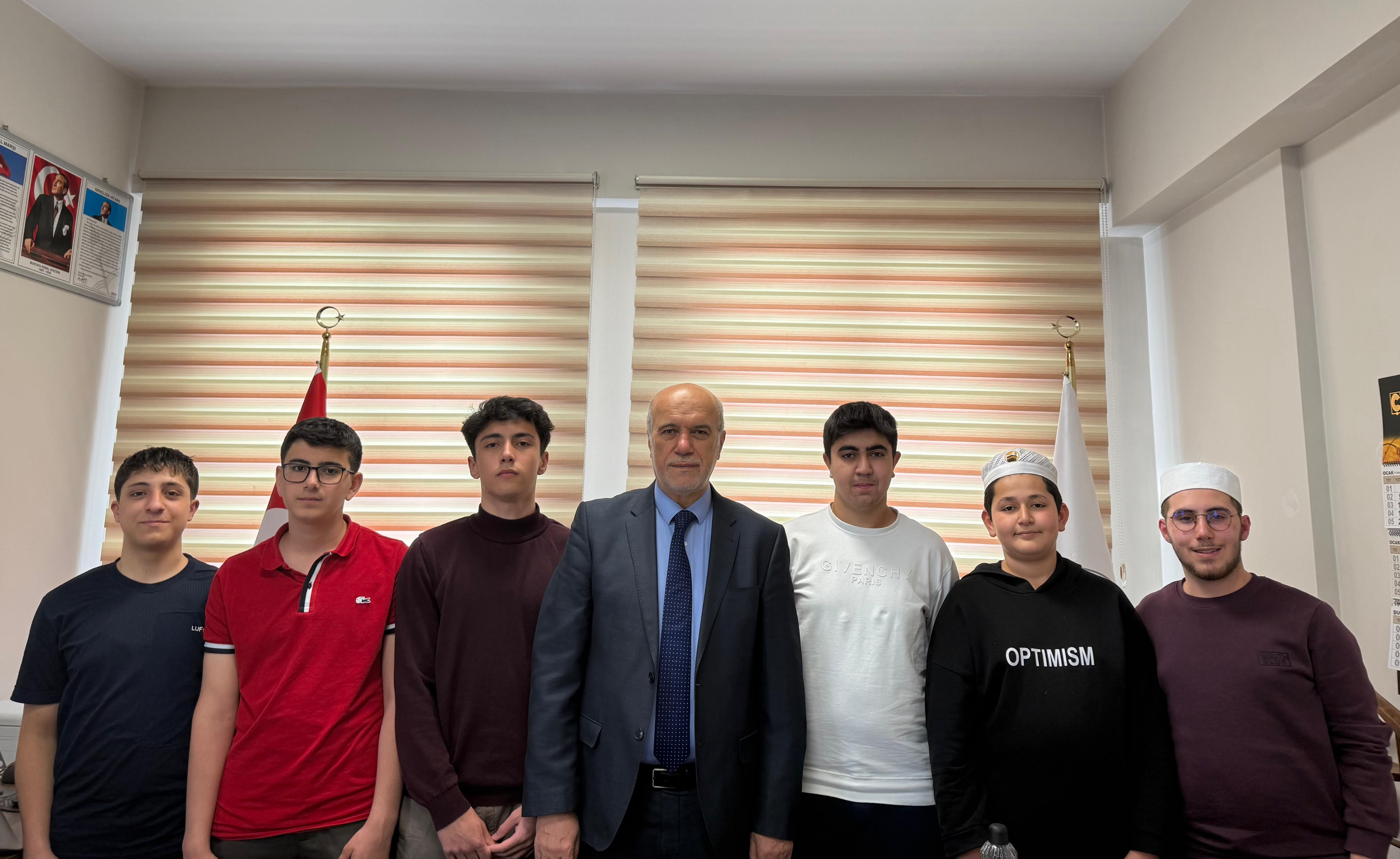 Hafızlık Tespit Sınavına Katılacak Öğrencilerimiz